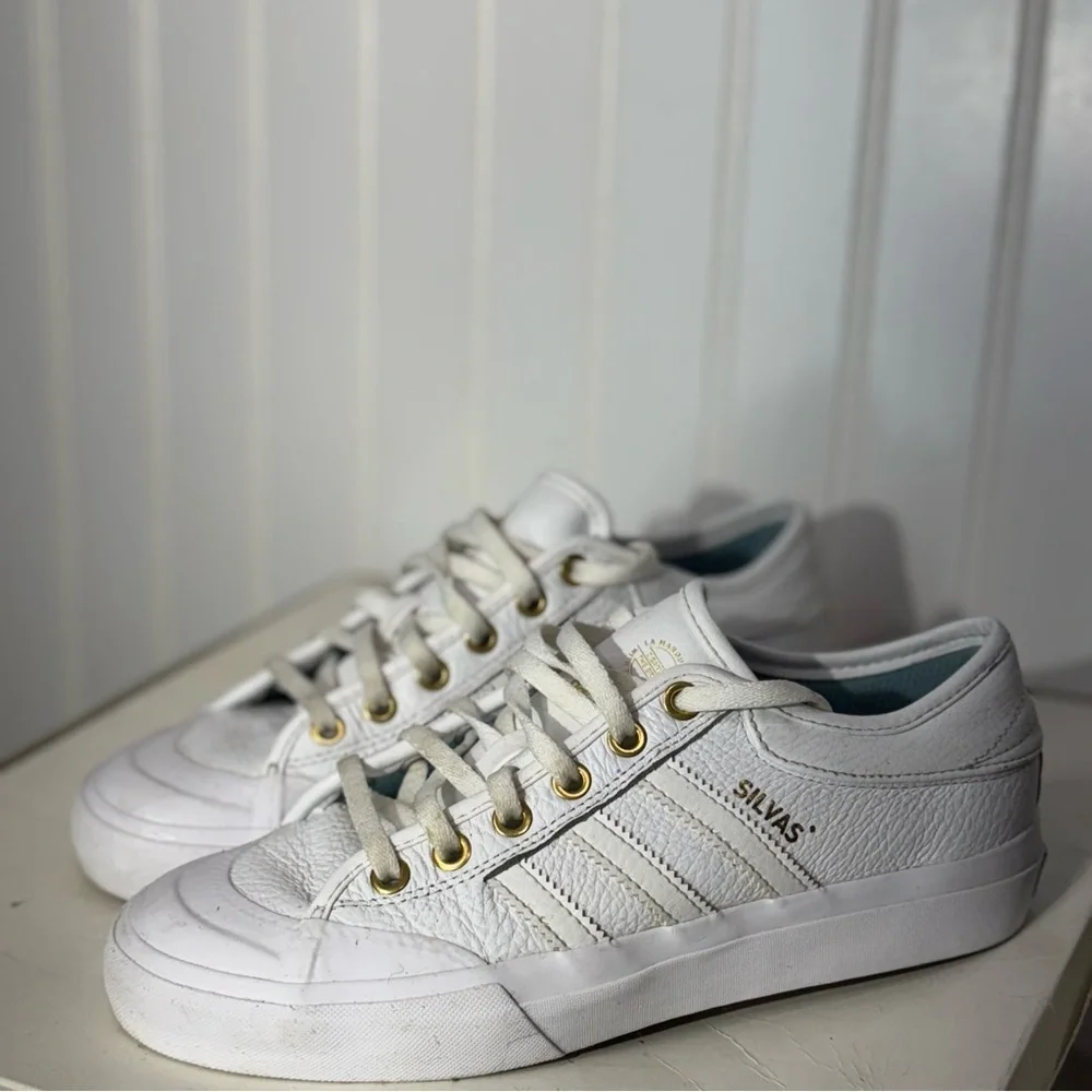 Adidas Silvas Matchcourt White Leather Skate Shoes 5 (W 6.5) Gold Eyelet Accents
